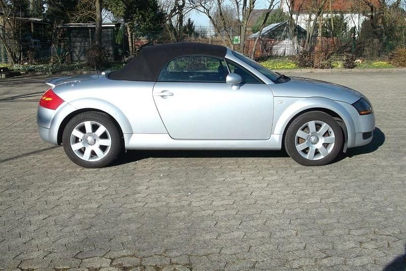 Gebraucht Audi TT Roadster Sport 150 PS (110 kW) 2002 Silber Cabrio