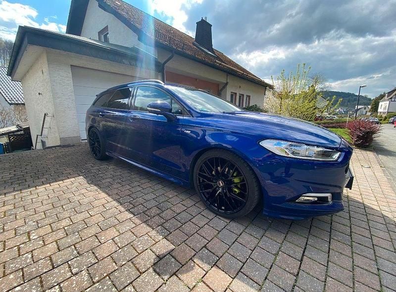 Gebraucht Ford Mondeo ST-Line 241 PS (177 kW) 2017 Blau Limousine