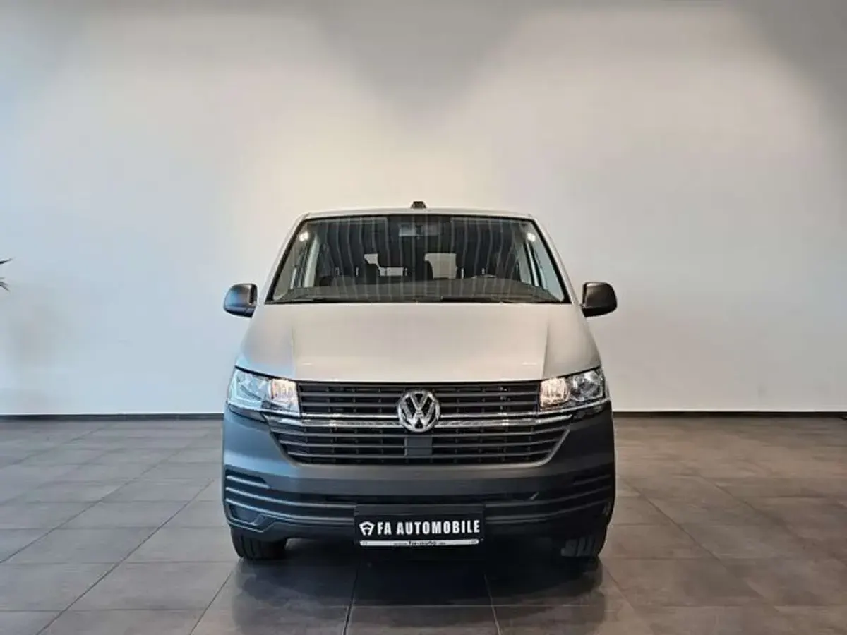 Gebraucht VW Caravelle 150 PS (110 kW) 2021 Reflexsilber Van