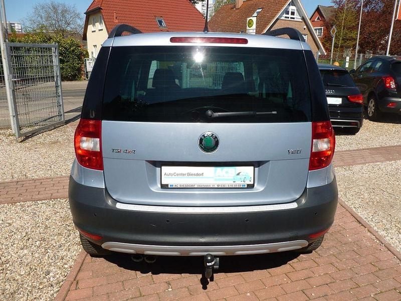 Second-hand Skoda Yeti 152 CP (111 kW) 2012 Albastru SUV