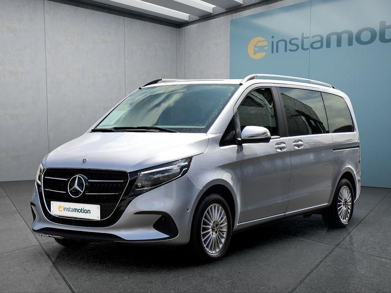Silber Gebraucht 2024 Mercedes V250 Van / Kleinbus | 72.549 € - Bild 1/4