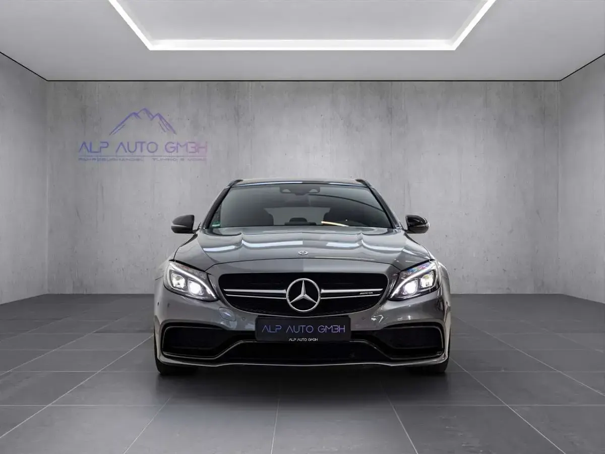 Gebraucht Mercedes C63S AMG AMG 510 PS (375 kW) 2017 Selenitgrau  metalliclack Kombi