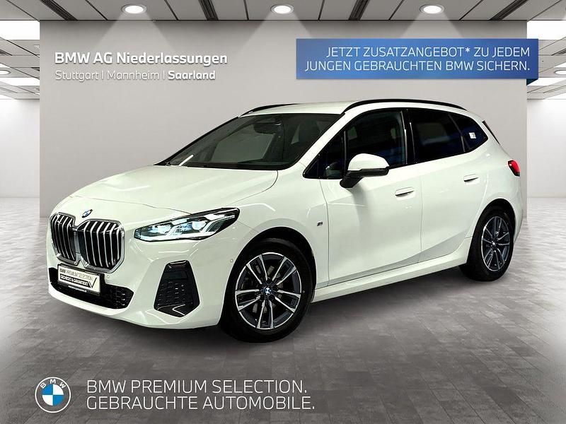 Weiß Gebraucht 2024 BMW 218 Active Tourer Comfort Edition Van / Kleinbus | 33.590 € (Teuer) - Bild 1/3