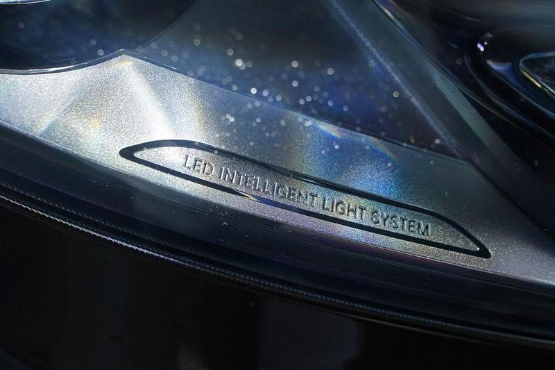 Gebraucht Mercedes V250 Edition 190 PS (139 kW) 2017 Braun Van / Kleinbus