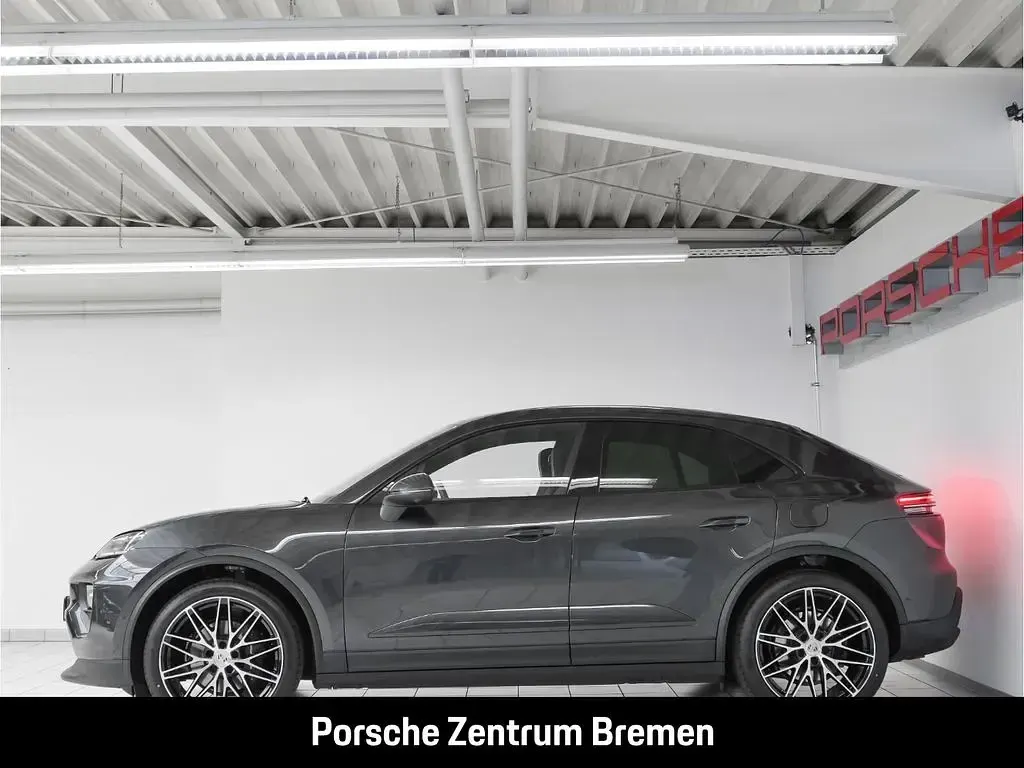 Neu Porsche Macan Electric 264 kW (360 PS) 2026 Silber SUV