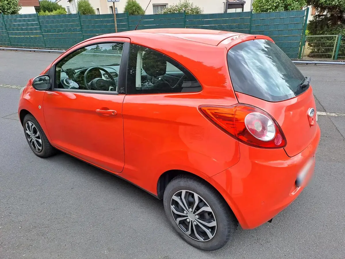 Gebraucht Ford Ka 69 PS (50 kW) 2012 Kleinwagen
