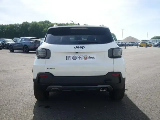 Neu Jeep Avenger North 145 PS (106 kW) 2026 Snow white (weiss) SUV