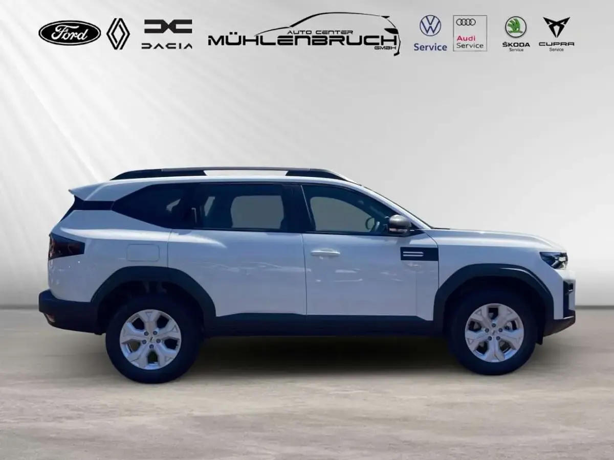 Neu Dacia Bigster Essentiel 140 PS (102 kW) 2025 Weiß SUV