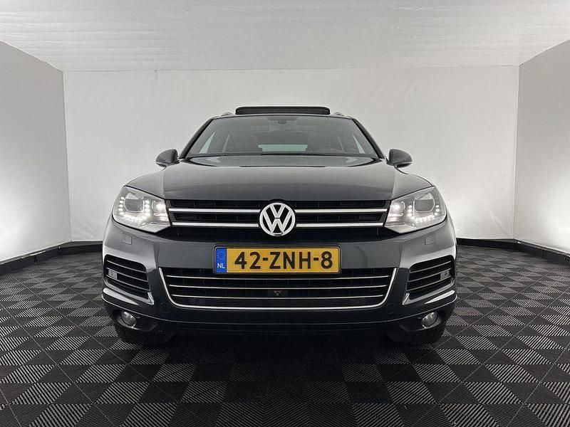 Gebraucht VW Touareg Highline 245 PS (180 kW) 2013 Grau SUV