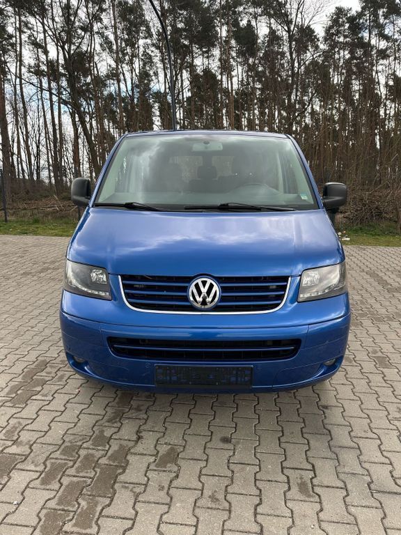 Blau Gebraucht 2009 VW T5 Van | 5.499 € - Bild 1/4