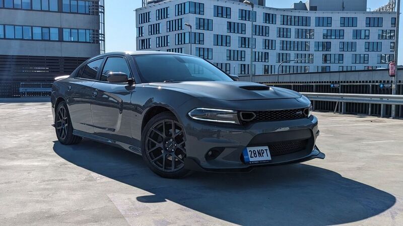 Grau Gebraucht 2017 Dodge Charger Limousine | 22.000 € (Fairer Preis) - Bild 1/4