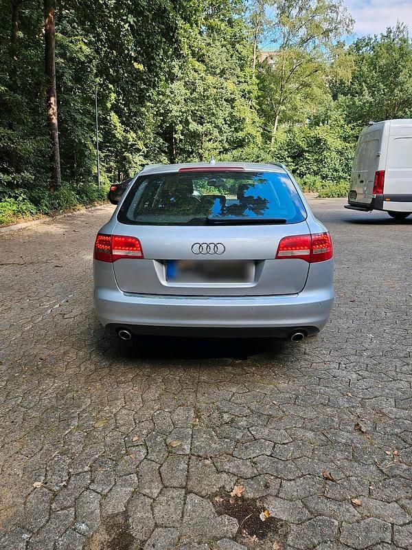 Gebraucht Audi A6 190 PS (139 kW) 2010 Silber Limousine