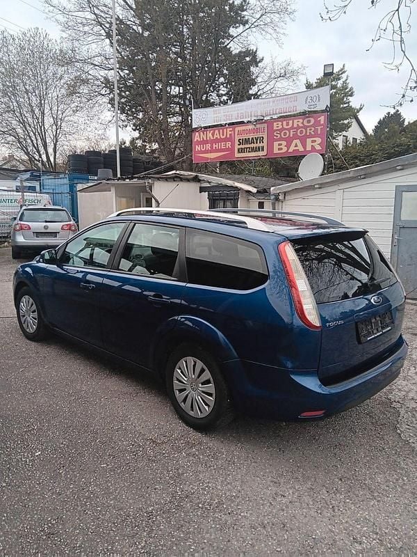 Gebraucht Ford Focus Sport 125 PS (91 kW) 2010 Blau Kombi