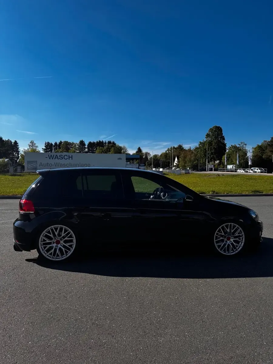 Gebraucht VW Golf VI GTI 211 PS (155 kW) 2011 Schwarz Kleinwagen