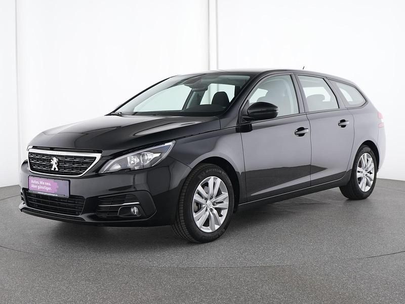 Schwarz Gebraucht 2021 Peugeot 308 Active Kombi | 16.396 € (Fairer Preis) - Bild 1/4