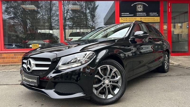 Gebraucht Mercedes C250 204 PS (150 kW) 2016 Schwarz Limousine
