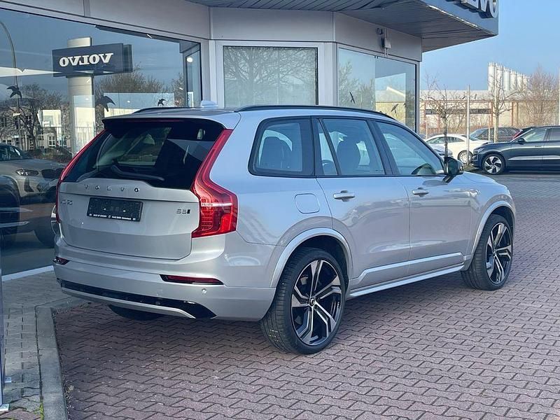 Gebraucht Volvo XC90 Plus 235 PS (172 kW) 2022 Silber SUV