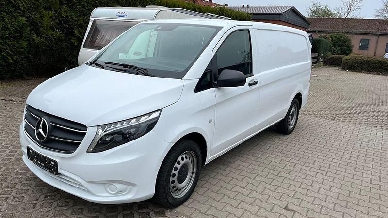 Second-hand Mercedes Vito 190 CP (139 kW) 2023 Alb Van