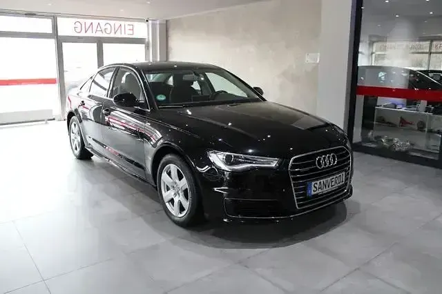 Używany Audi A6 Ambiente 218 KM (160 kW) 2015 Czarny Sedan/Limuzyna