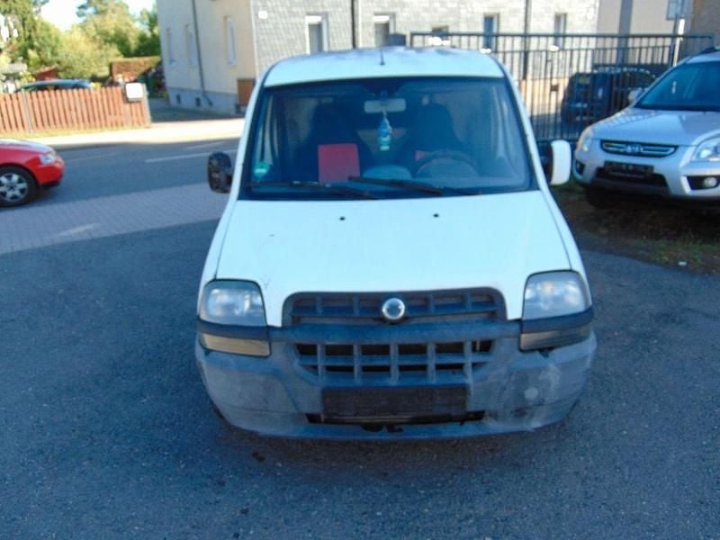 Weiß Gebraucht 2005 Fiat Doblò Van / Kleinbus | 700 € (Superpreis) - Bild 1/4