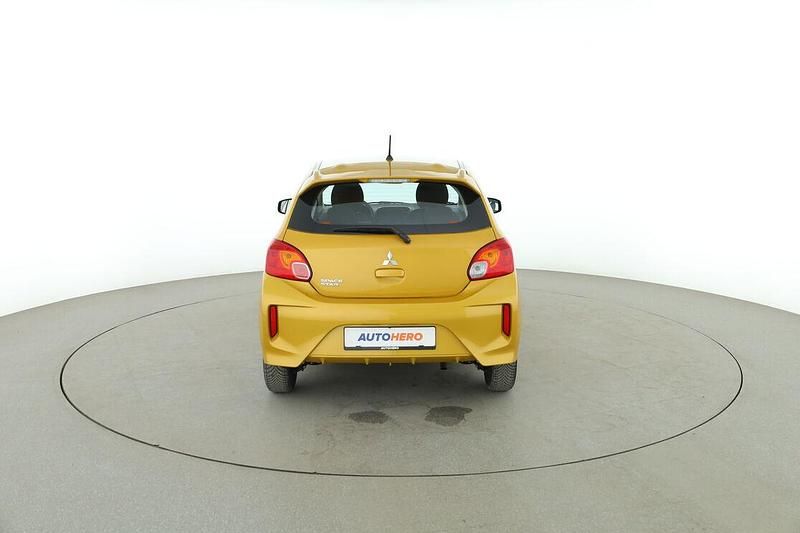 Second-hand Mitsubishi Space Star Select 71 CP (52 kW) 2024 Galben Hatchback