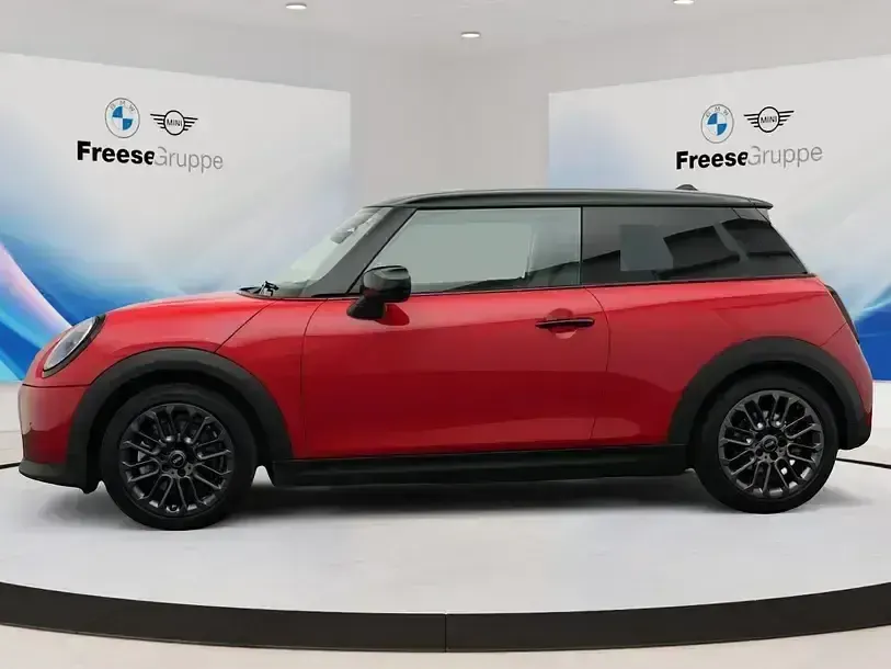 Używany Mini Cooper Classic 156 KM (114 kW) 2024 Czerwony Hatchback