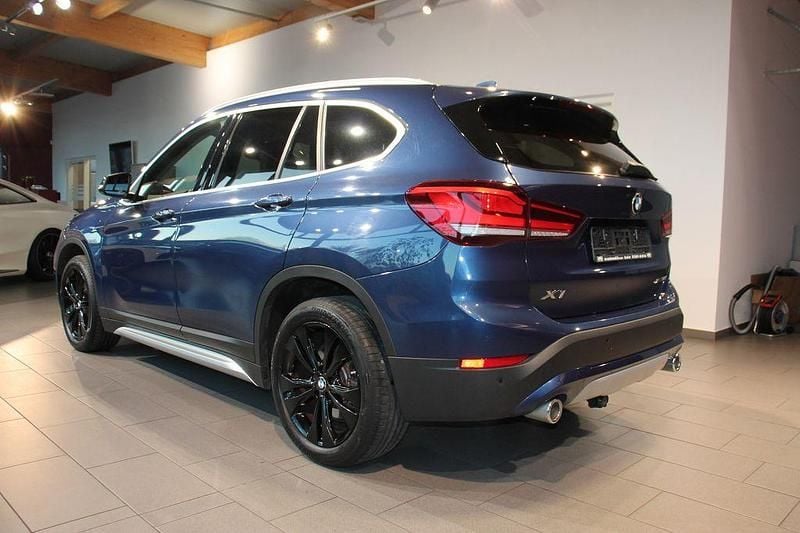 Second-hand BMW X1 xLine 190 CP (139 kW) 2021 Albastru SUV