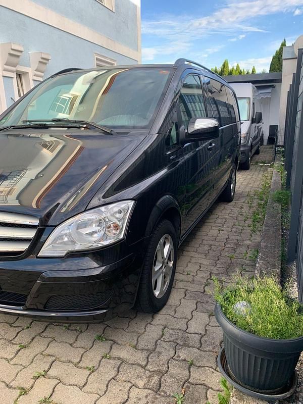 Schwarz Gebraucht 2014 Mercedes Viano Edition Van / Kleinbus | 14.500 € (Superpreis) - Bild 1/4