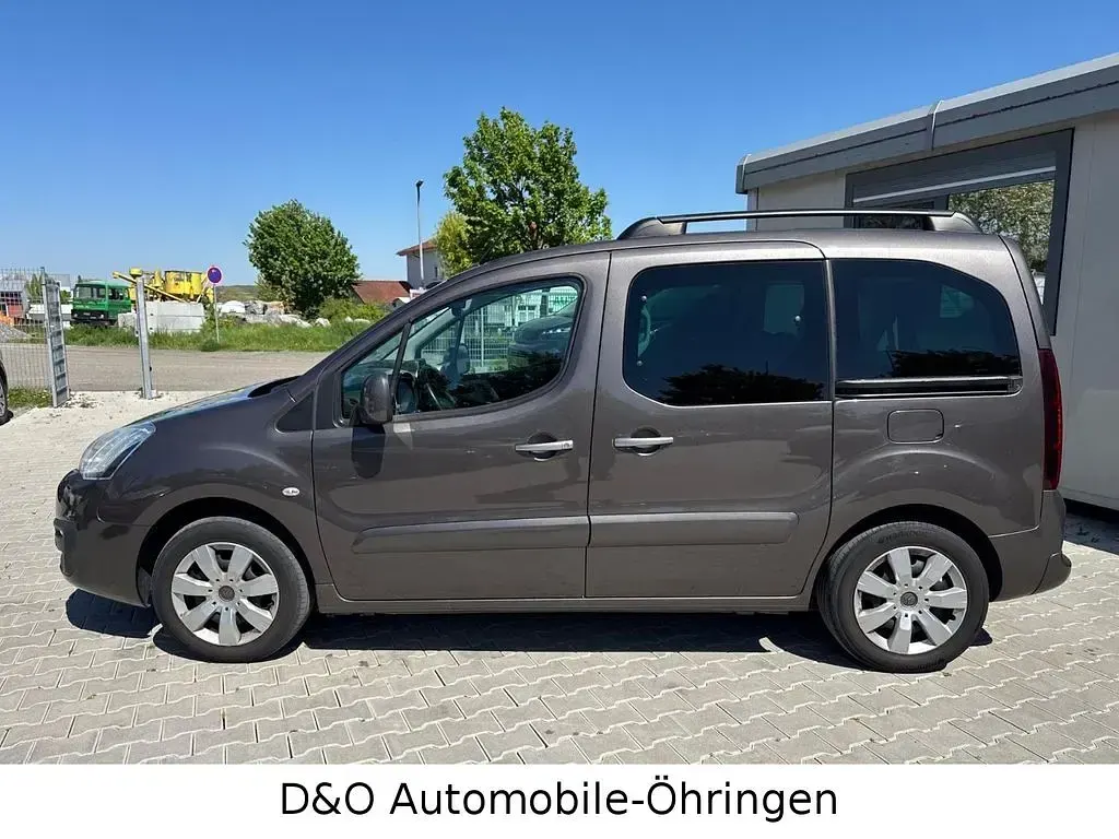 Gebraucht Citroën Berlingo SELECTION 100 PS (73 kW) 2016 Grau Van / Kleinbus