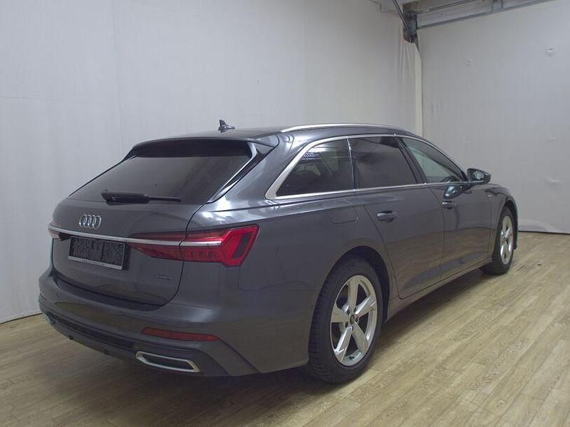 Gebraucht Audi A6 Ambiente 265 PS (194 kW) 2022 Grau Kombi