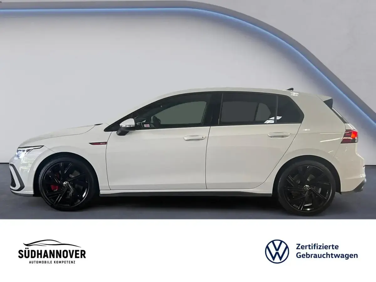 Gebraucht VW Golf VIII GTI 245 PS (180 kW) 2022 Weiß Limousine