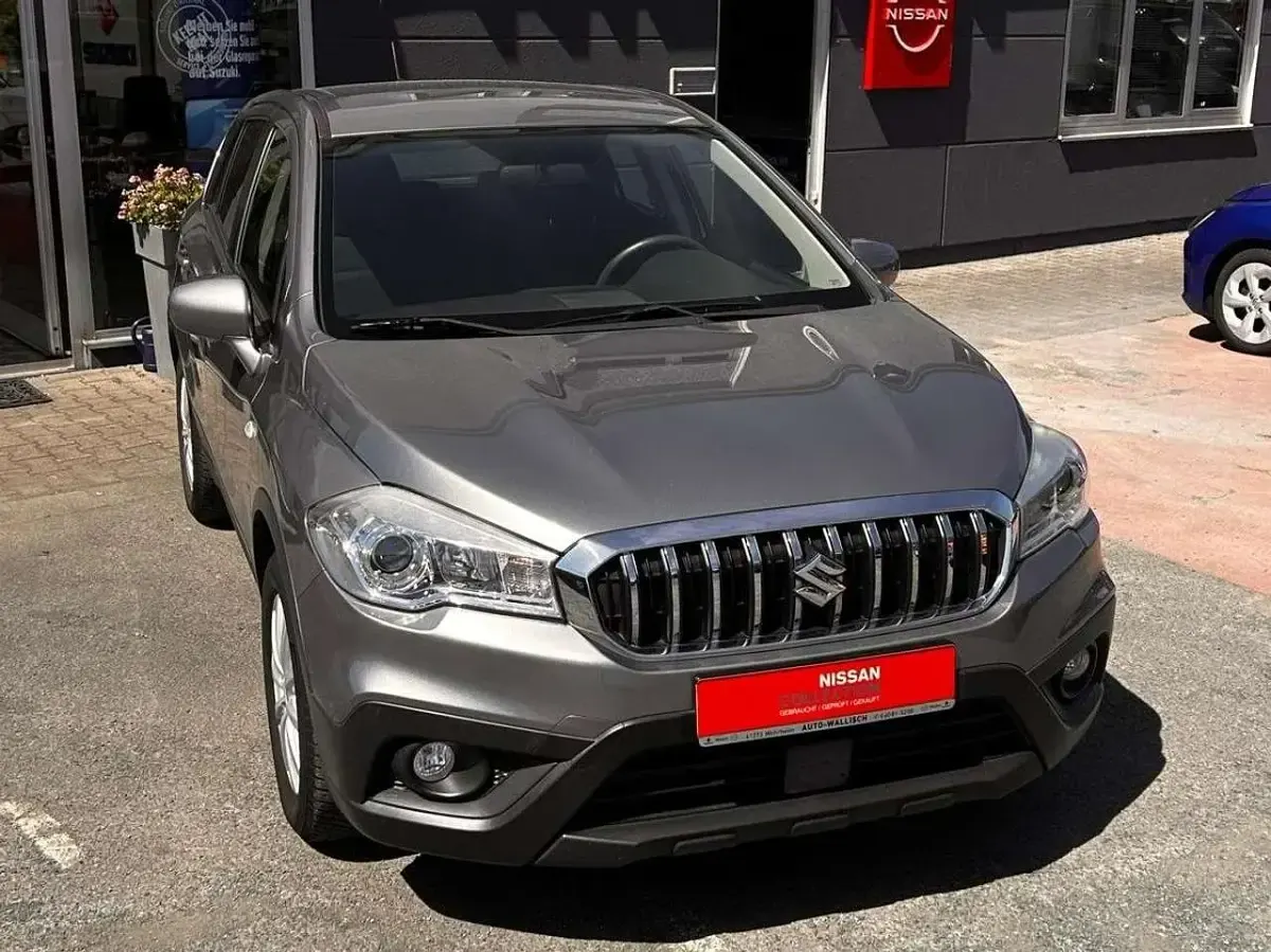 Gebraucht Suzuki SX4 S-Cross Club 111 PS (81 kW) 2017 Silber SUV