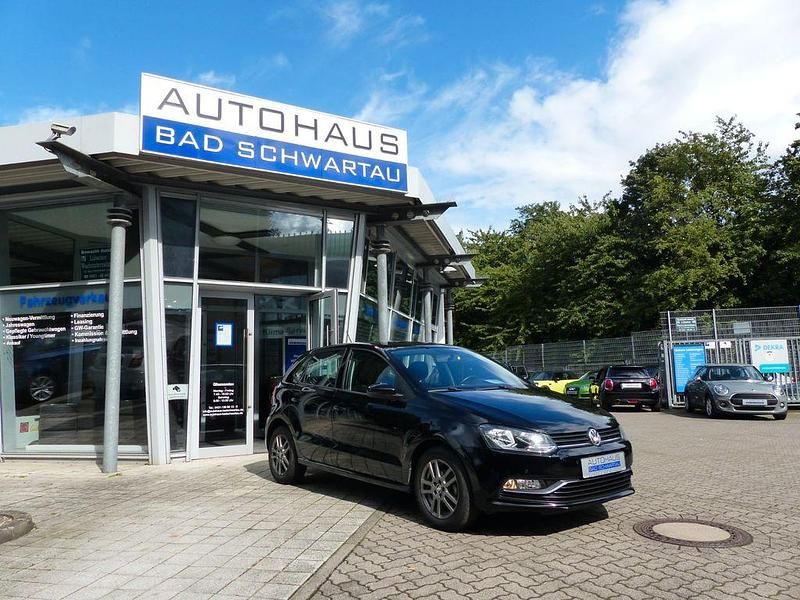 Schwarz Gebraucht 2017 VW Polo Comfortline Limousine | 12.450 € (Fairer Preis) - Bild 1/4
