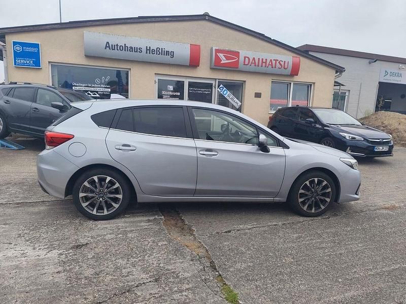 Gebraucht Subaru Impreza Exclusive+ 114 PS (83 kW) 2022 Silber Limousine