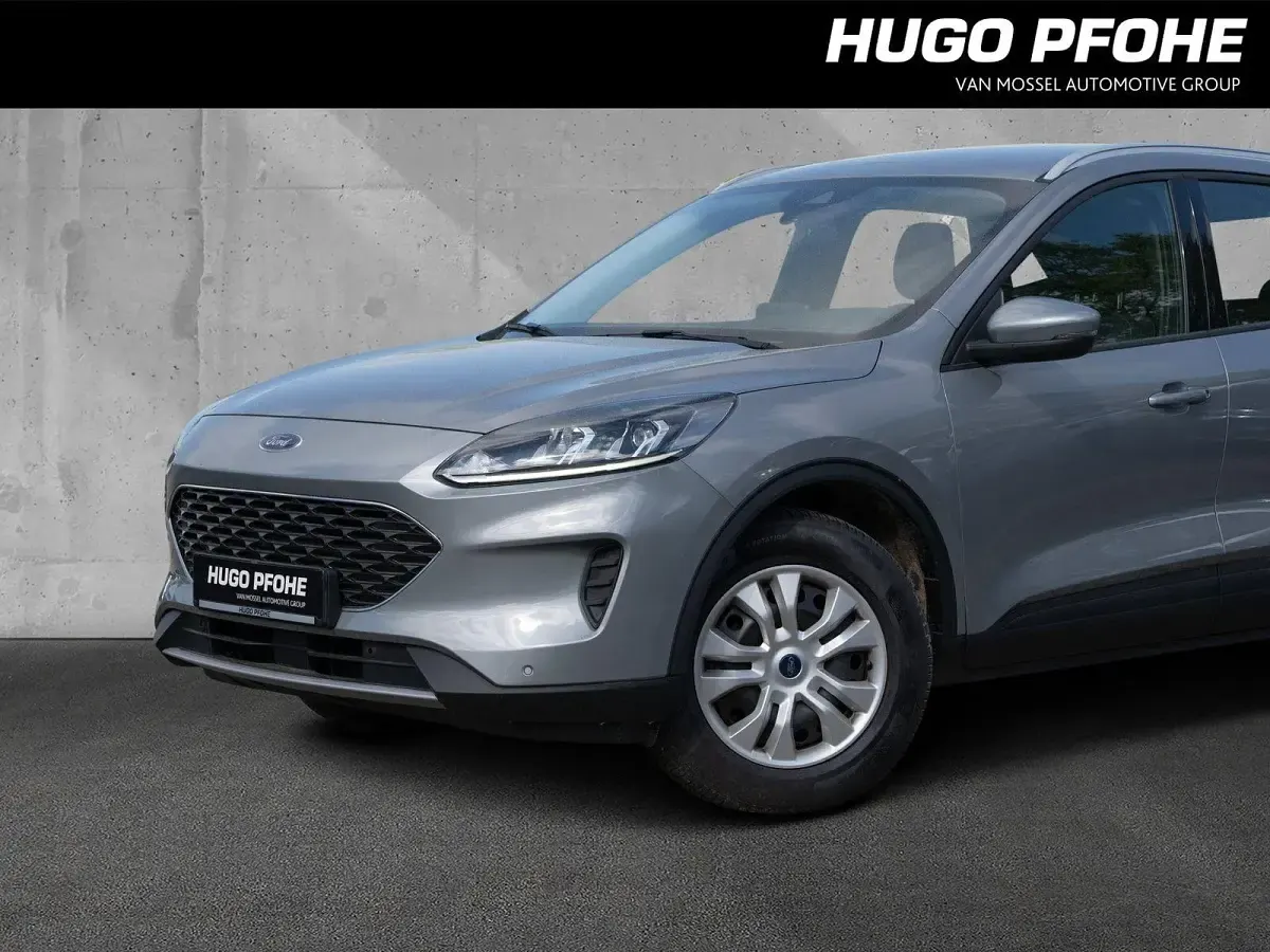Gebraucht Ford Kuga Trend 120 PS (88 kW) 2022 Silber SUV
