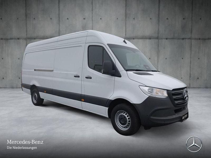 Gebraucht Mercedes Sprinter 170 PS (125 kW) 2025 Weiß Van