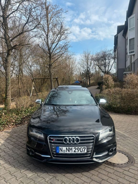 Schwarz Gebraucht 2012 Audi S7 Sportback Ambiente Kleinwagen | 22.500 € (Fairer Preis) - Bild 1/4