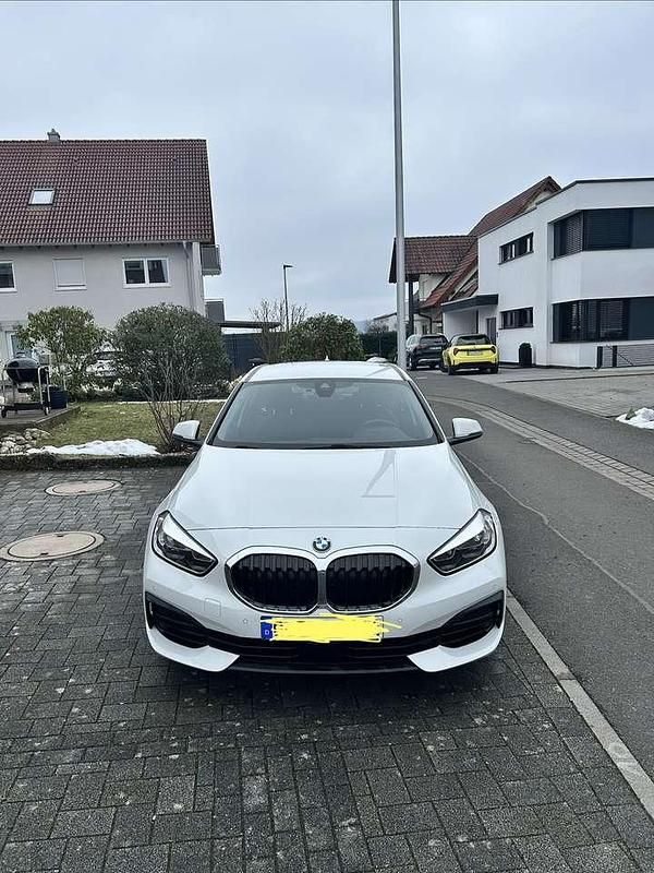 Gebraucht BMW 118 Advantage 140 PS (102 kW) 2020 Weiß Kleinwagen