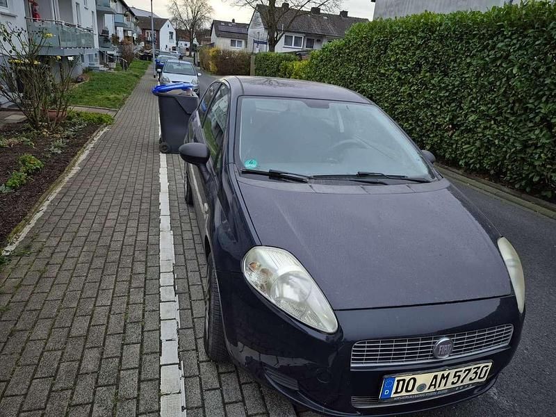 Gebraucht 2009 Fiat Punto Dynamic Limousine | 1.600 € - Bild 1/4