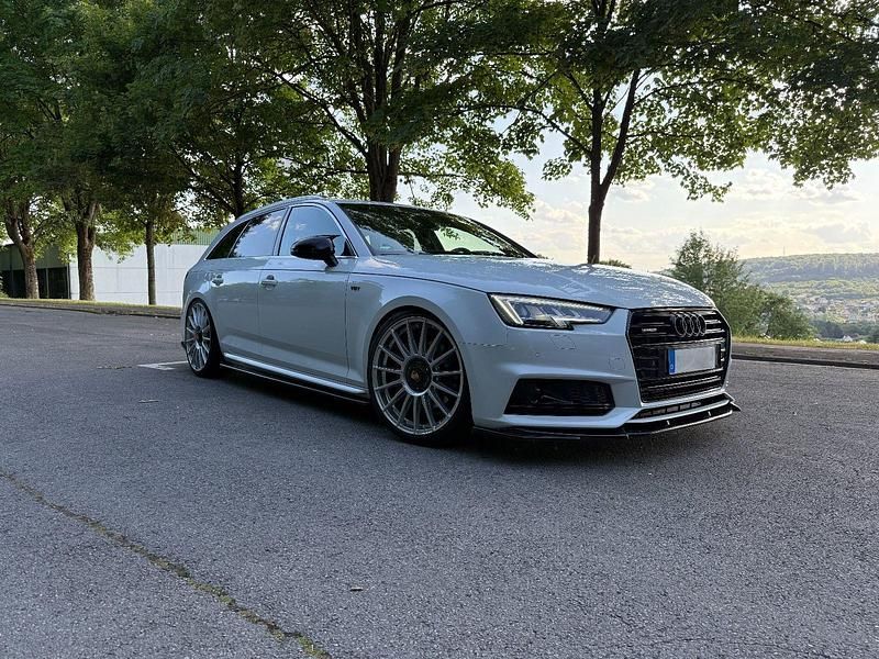 Weiß Gebraucht 2016 Audi A4 S-Line Kombi | 20.999 € (Teuer) - Bild 1/4