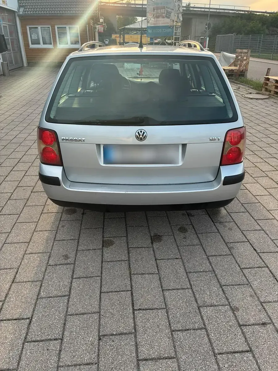 Gebraucht VW Passat 2001 Grün Limousine