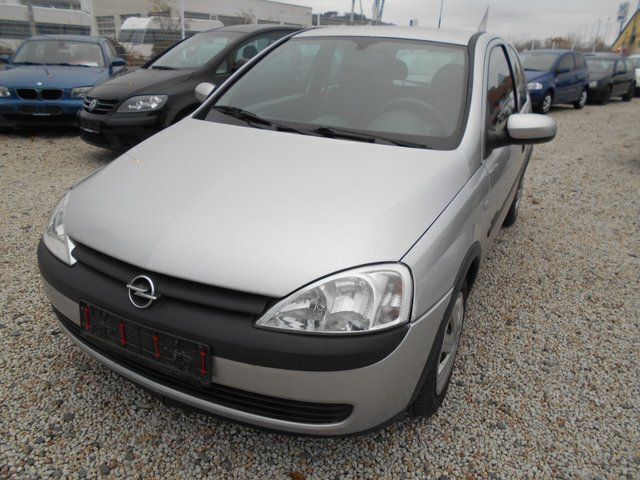 Gebraucht Opel Corsa Comfort 75 PS (55 kW) 2001 Silber Limousine