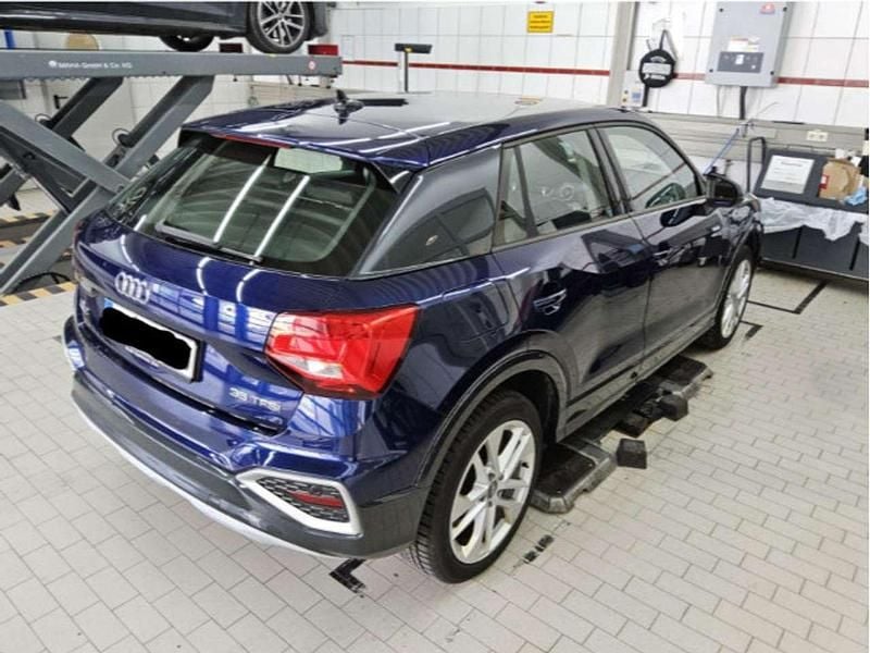 Używany Audi Q2 Advanced Plus 150 KM (110 kW) 2021 Niebieski SUV