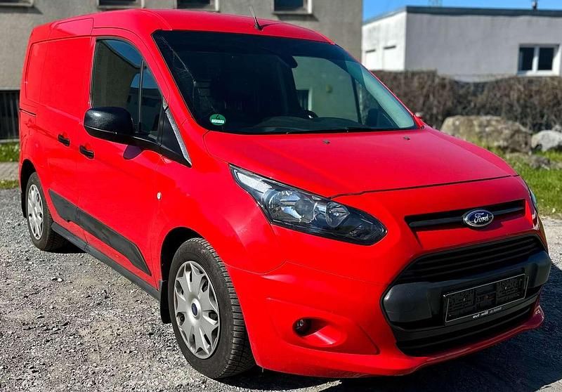 Gebraucht Ford Transit Basis 150 PS (110 kW) 2015 Rot Van