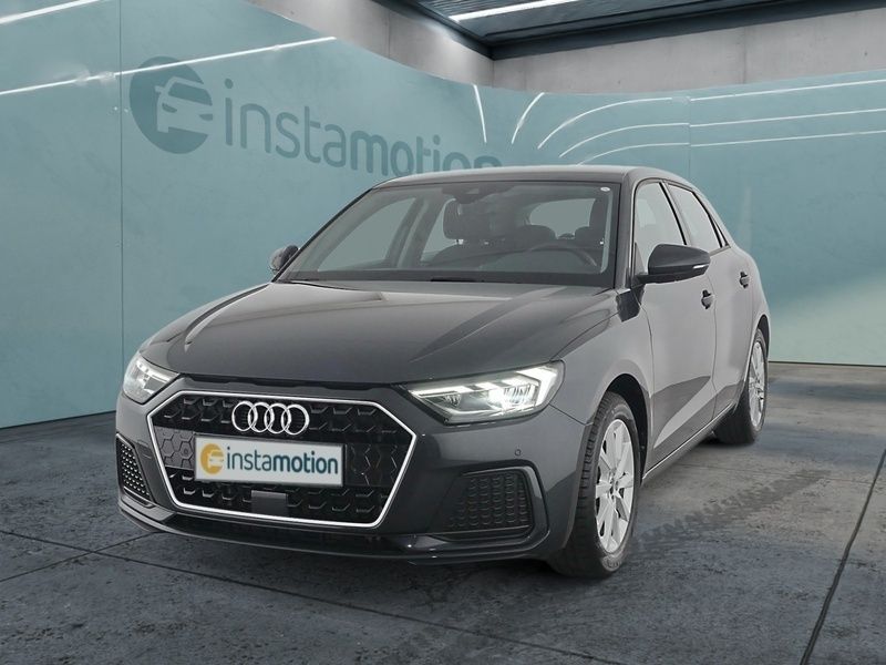 Grau Gebraucht 2024 Audi A1 Sportback Advanced Kleinwagen | 24.490 € (Fairer Preis) - Bild 1/4