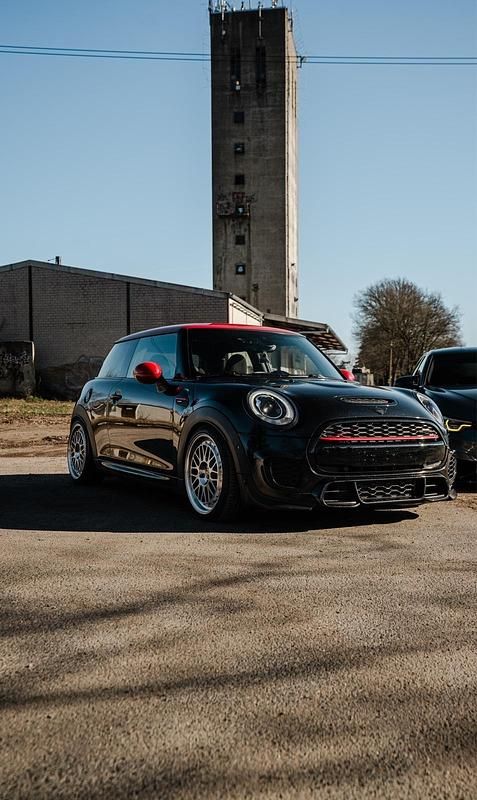 Gebraucht Mini John Cooper Works 231 PS (169 kW) 2015 Schwarz Kleinwagen