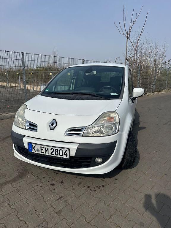 Gebraucht Renault Modus Night&Day 107 PS (78 kW) 2012 Weiß Van / Kleinbus