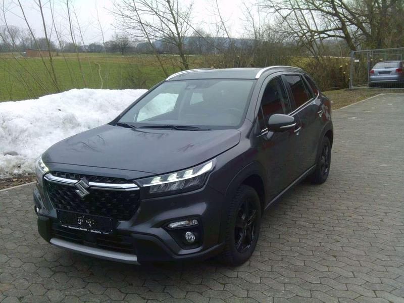 Gebraucht Suzuki SX4 Comfort+ 129 PS (94 kW) 2022 Grau SUV