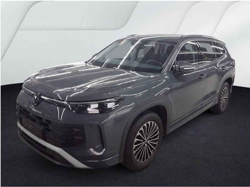 Gebraucht VW Tayron Life 150 PS (110 kW) 2025 Oyster silver SUV