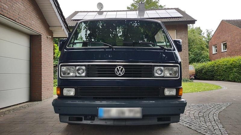 Usado VW Multivan 112 HP (82 kW) 1988 Azul Monovolume